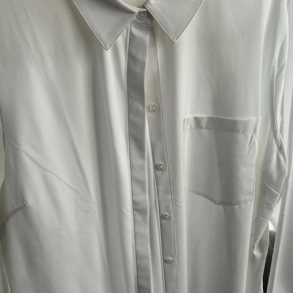 Athleta White Collared Button-Up Blouse - Picture 2 of 6